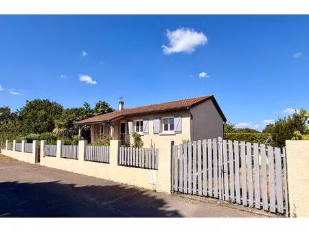 maison de 90m2 + sous-sol 90m2 aménageable  calme et beau potentiel
