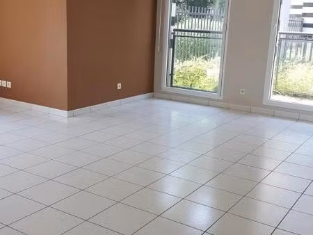 appartement t3 avec parking et cave