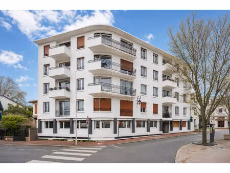 appartement le vesinet 5 pièce(s) 82.51 m2