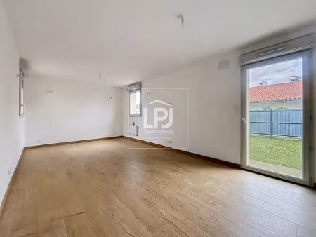 appartement t4 de plain-pied avec grand jardin – 91 m² entièrement rénové
