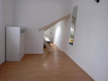 location meublée appartement 1 pièce 24 m² à nemours (77140)  550 €