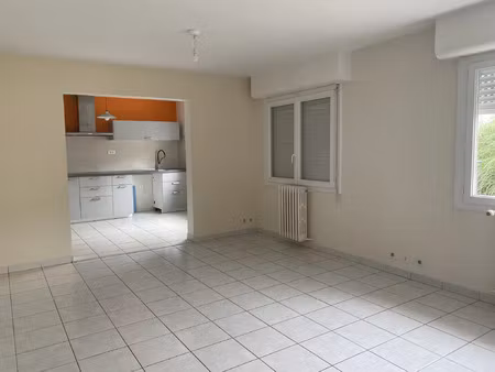 location appartement 7 pièces 122 m² à saint-nazaire (44600)