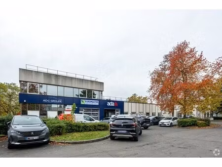 location bureaux 855 m²