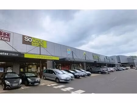 location commerce claye souilly 77410 360m²