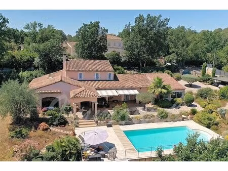 fayence – villa provençale 230 m² avec piscine  cuisine d’été et terrain paysager de 3 000