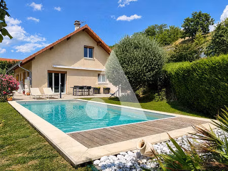 maison voglans 6 pièce(s) 136.24 m2