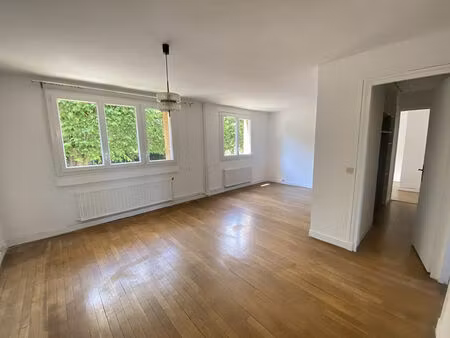 location appartement 3 pièces  63.18m²  chelles