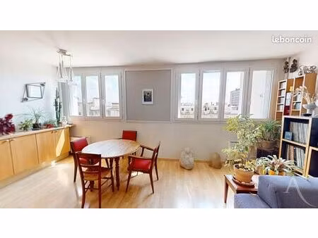 appartement 5 pièces 92 m²