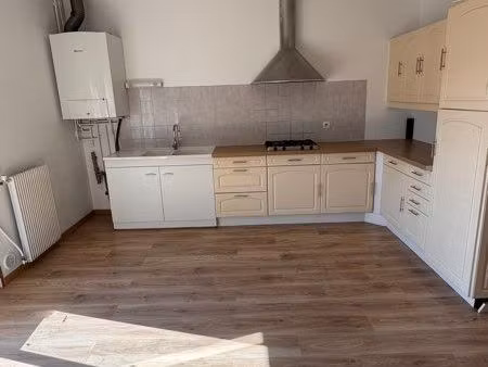 appartement de 92 m2 entièrement rénové