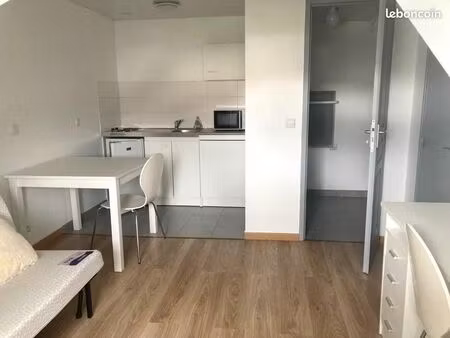 studio 1 pièce 11 m²