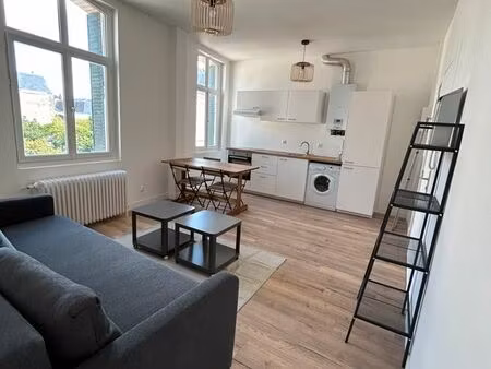 superbe appartement t3 refait récemment