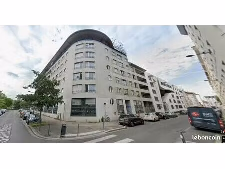 garage/box lyon