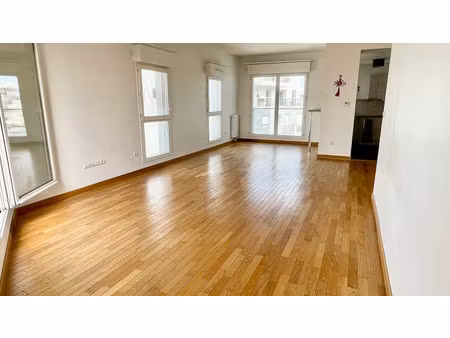 location appartement 4 pièces 108.83 m² à issy-les-moulineaux (92130)  3 455 €
