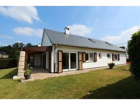 maison à louer à rue de franquenies  60 60 céroux-mousty (vbe43069)