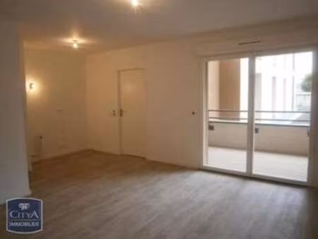 location appartement 2 pièces au mans (72000) : à louer 2 pièces / 40m² le mans