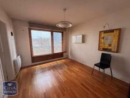 location bureaux et commerces à brest (29200) : à louer / 59m² brest