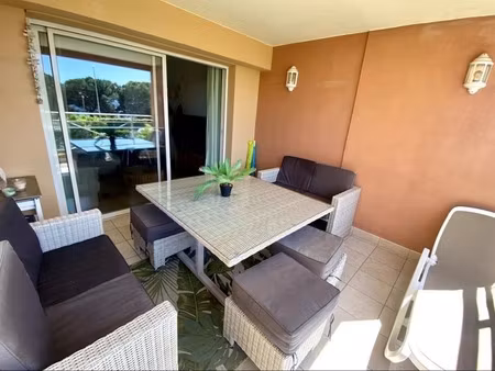 ajaccio (20)  appartement t2  proche plage au sein d'une résidence standing  avec piscine 