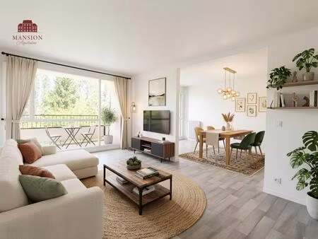 appartement de type 4 avec grand balcon