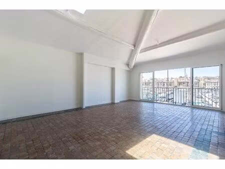 marseille 7ème - vieux port - superbe appartement rénové de 92 m² avec vue panoramique