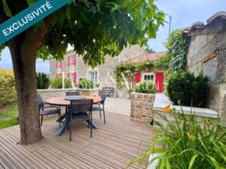 vente maison à foussais-payré (85240) : à vendre / 129m² foussais-payré