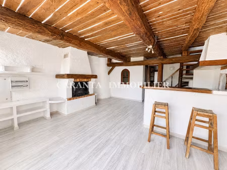 vente mazet 4 pièces 3 niveaux grimaud avec parking et jardi