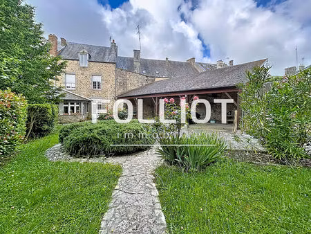 maison spacieuse de 8 pièces à vendre à sartilly baie bocage - rare sur le marché !