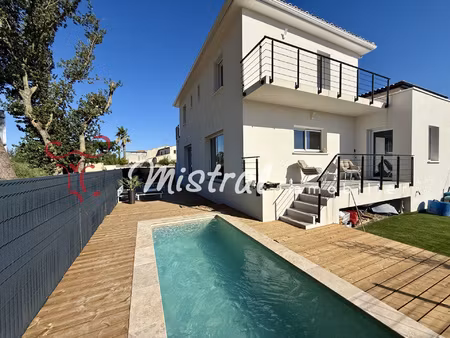 vente villa neuve aigues-mortes 3 chambres avec garage