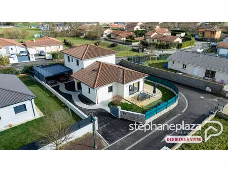 maison lent 6 pièce(s) 148.24 m2
