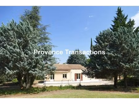 maison de 170m² avec piscine sur plus d'un hectare!