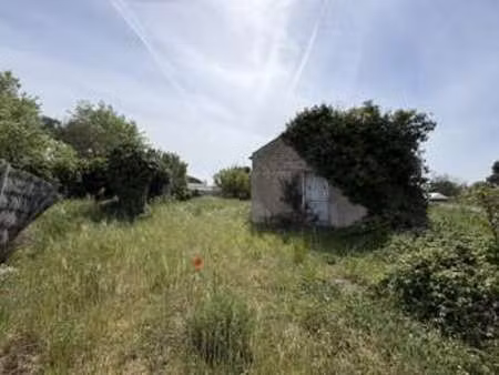 vente terrain à noirmoutier-en-l'île (85330) : à vendre / 821m² noirmoutier-en-l'île