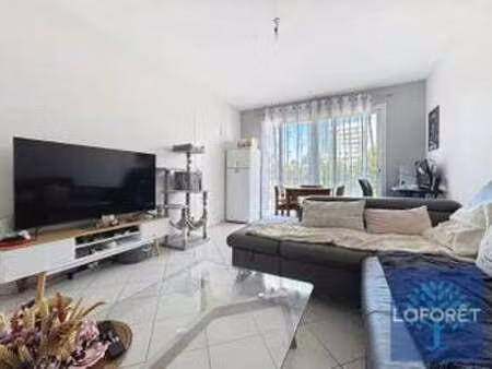 location appartement 2 pièces à la roche-sur-yon (85000) : à louer 2 pièces / 37m² la roch
