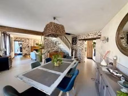 location maison meublé à saint-julien-de-concelles (44450) : à louer meublé / 134m² saint-