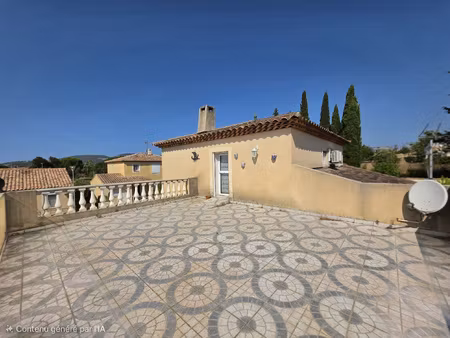 hyeres grande villa t5 + garage de 42 m2 675000 eur