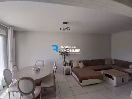 le mans quartier bollée maison familiale avec jardin actuellement louée 950 € par mois