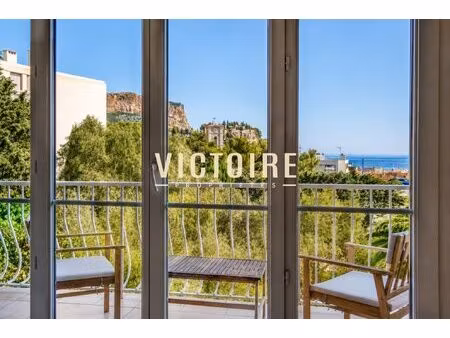 appartement t3 cassis  vue mer