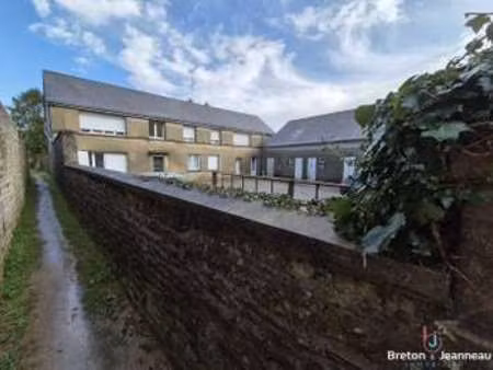 vente immeuble à lassay-les-châteaux (53110) : à vendre / 573m² lassay-les-châteaux