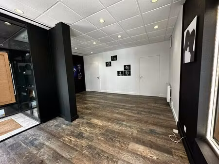 location commerce lorient 56100 40m²