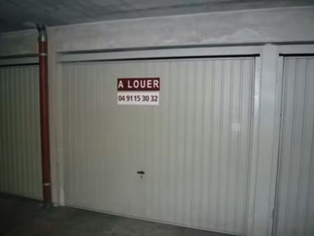 garage 13008