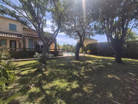 belle maison traditionnelle de type 5 sur 1220 m2 de terrain