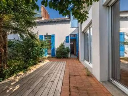 vente maison à nantes procé - monselet (44000) : à vendre / 220m² nantes procé - monselet