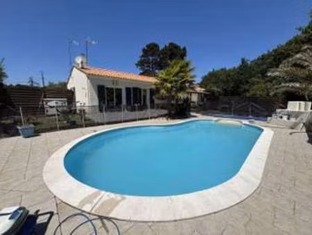vente maison piscine à soullans (85300) : à vendre piscine / 154m² soullans