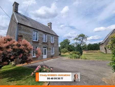 maison en pierre - 4 pièces - 110m² - a proximité immédiate de l'axe tinchebray / flers