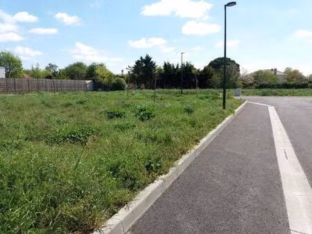 terrain constructible à vendre