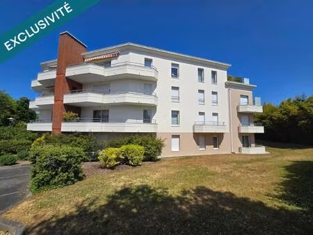 t2 - terrasse - stationnement