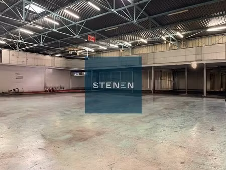 location local d’activités aubagne 13400 2180m²