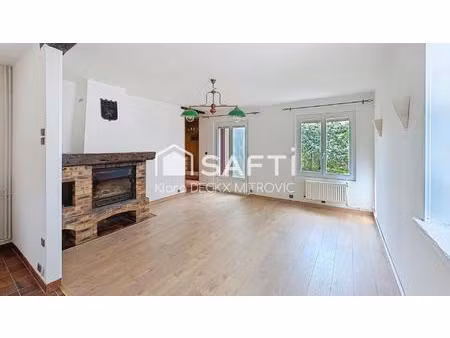 maison individuelle de plain pied avec le jardin de 990 m²