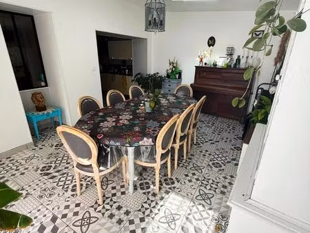 maison individuelle familiale  sur terrain clos  sans vis à vis  4 chambres  possibilité 5