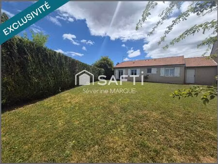pavillon de plain-pied libre sur 3 faces.