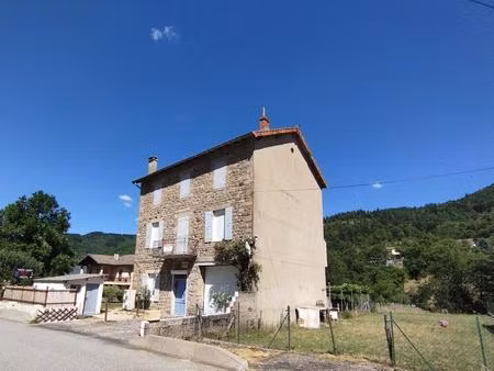 maison d'habitation 160m² env. jardin  accès à la rivière