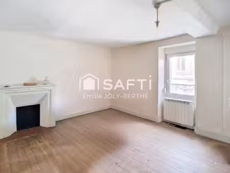 maison de village 98 m²? secteur neuilly le vendin / 53250